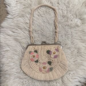 Rosetti Crochet Lined Boho Purse Metal Frame
Twist Clasp Cream Handbag Y2K